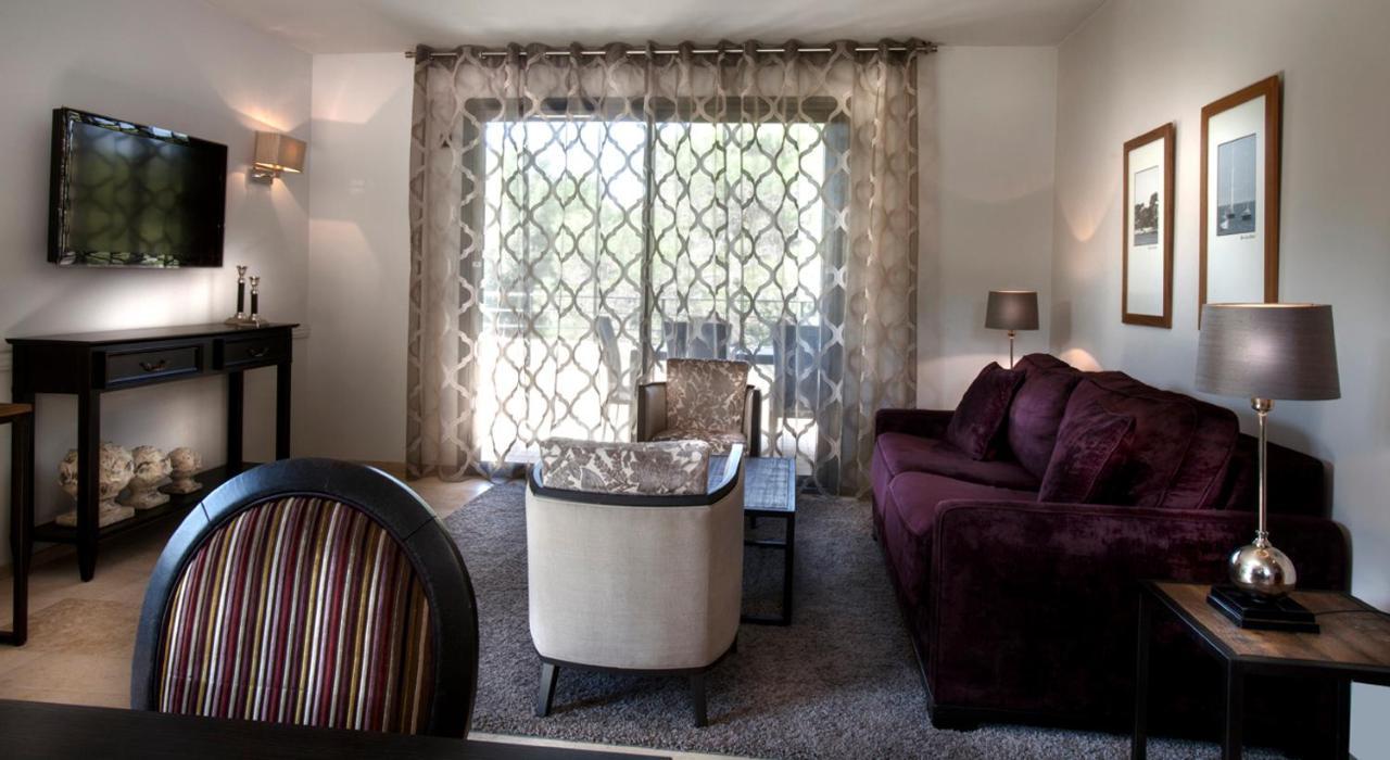 Residence Hoteliere 4 Etoiles Les Mas Du Grand Vallon Mougins Eksteriør bilde